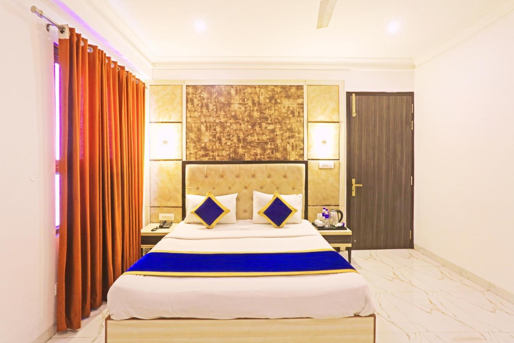 Hotel Almora Inn - Near By Delhi International Airport - With Free Airport Pickup And Drop ニューデリー エクステリア 写真