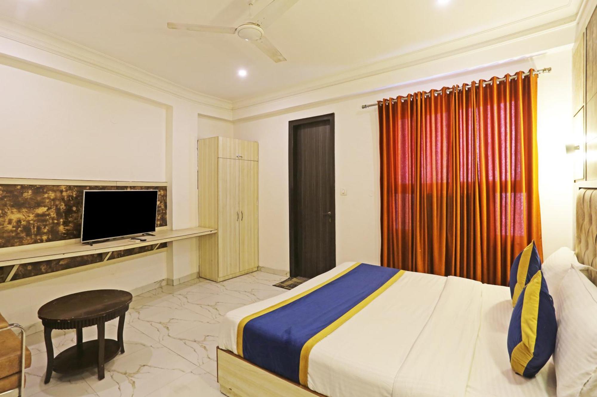 Hotel Almora Inn - Near By Delhi International Airport - With Free Airport Pickup And Drop ニューデリー エクステリア 写真